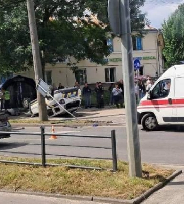 Медики розповіли про стан сімох постраждалих у ДТП за участі автівки поліції