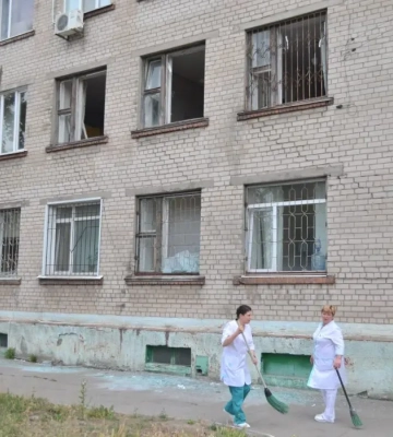 У Дніпрі триває ліквідація наслідків ракетної атаки 4 червня