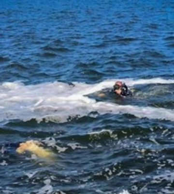 В Одессе водолазы нашли девушку, которую смыло в море