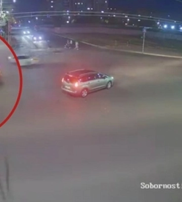 У Луцьку Peugeot не пропустило Volvo: момент ДТП потрапив на камери (відео)