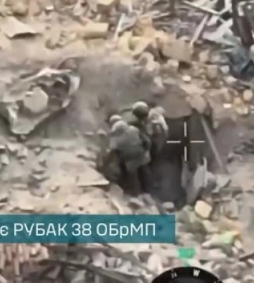 Сили оборони атакують ворога, де вони намагаються знищити український плацдарм на Херсонщині. ВIДЕО