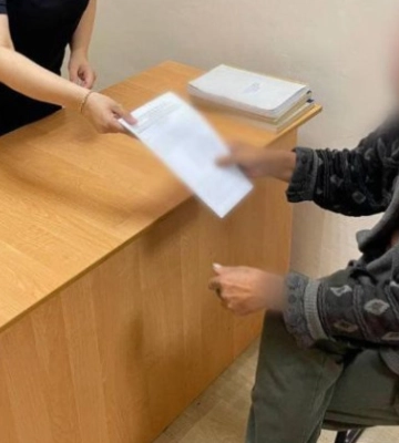 Задушив садовим шлангом: на Київщині чоловік вбив товариша