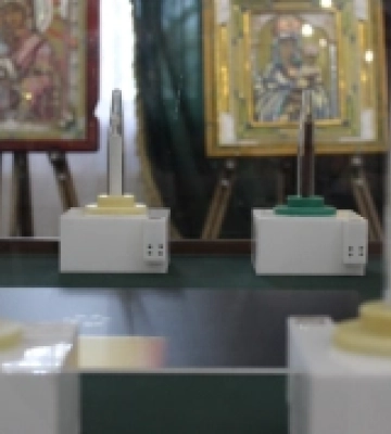 У Дубенському замку презентували виставку мініскульптур «Крізь подих та блюз»