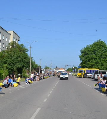 Здолбунів зустрів молодшого сержанта, який повернувся «на щиті» (ФОТО)
