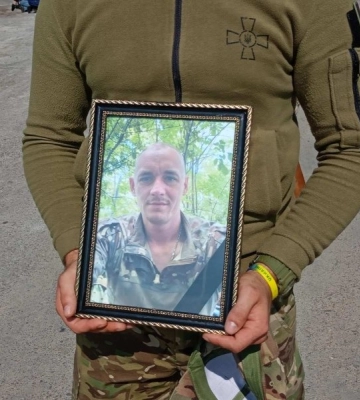 На Волині усе село прощалося із загиблим на війні Героєм Андрієм Киричуком