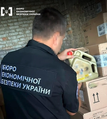 Cудитимуть волинянина, який продавав контрафактні моторні мастила під виглядом відомого бренду 