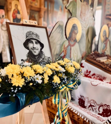 Нововолинська громада попрощалася з Героєм Олександром Бохонським