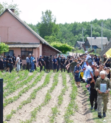 Поліг у бою на Донеччині: у Луцьку в останню дорогу провели військового Антона Оконя