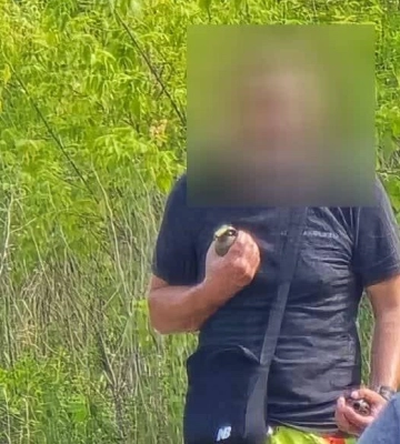 На кладбище в Харьковской области подорвался мужчина