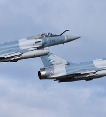 Франція передасть Україні літаки Mirage 2000  — Макрон