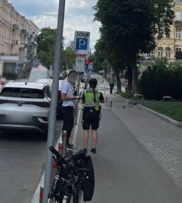 В Киеве наказали ряд «героев парковки», фото