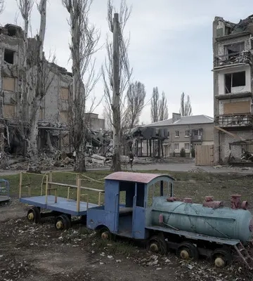 За Покровськ! vs На Покровськ!