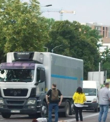 У Львові автомобіль здійснив наїзд на пішохода(ФОТО)