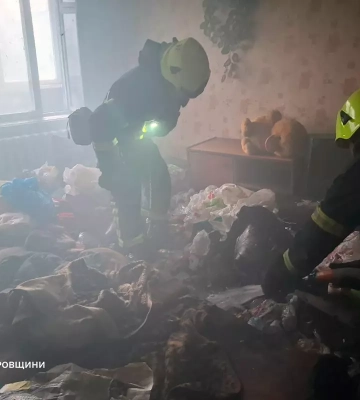 На Дніпропетровщині під час пожежі у будинку постраждав чоловік