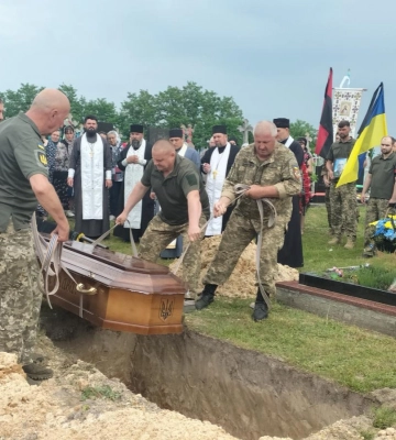 Як хрестили дітей на Волині 100 років тому (ретрофото)
