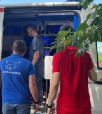 З Донеччини та Дніпропетровщини: волонтери евакуювали на Закарпаття дві сім’ї з дітьми з інвалідністю