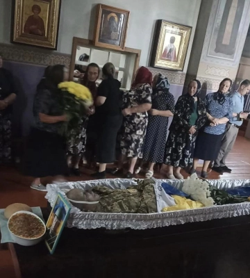 Люблячий чоловік і батько, надзвичайний дідусь: у Луцькому районі поховають Героя Ігоря Боровицького