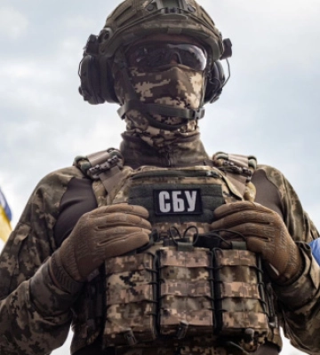 На Дніпропетровщині СБУ затримала чоловіка який шпигував за підрозділами ППО і військовими На Дніпропетровщині СБУ затримала чоловіка який шпигував за підрозділами ППО і військовими