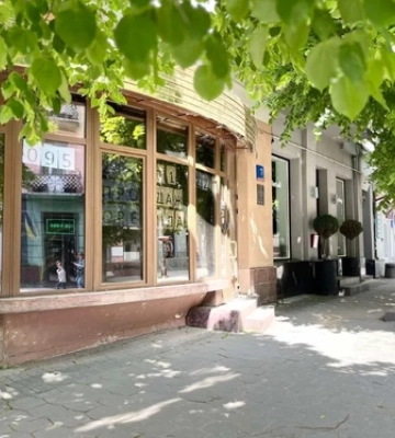 Скандальний бордель у центрі Луцька досі здають в оренду 