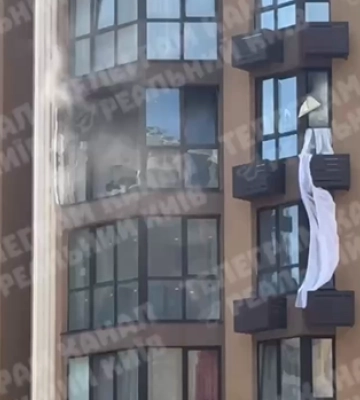 У Києві в одній із багатоповерхівок вибухнув акумулятор, відео