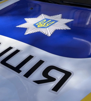 У Франківську патрульні зупинили водія Hyundai без прав й “під наркотиками”