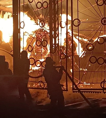 У селі на Волині невідомі вночі підпалили господарську споруду