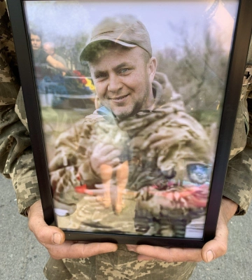 У Полтаві попрощалися із воїном Вадимом Ігнатенком