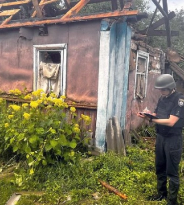Російська армія вщент зруйнувала житловий будинок на Чернігівщині