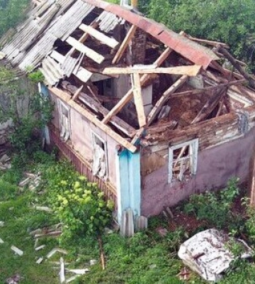 Російська армія вщент зруйнувала житловий будинок на Чернігівщині