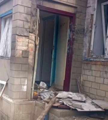 Протягом дня ворог з десяток разів атакував Нікопольщину: є руйнування та поранений