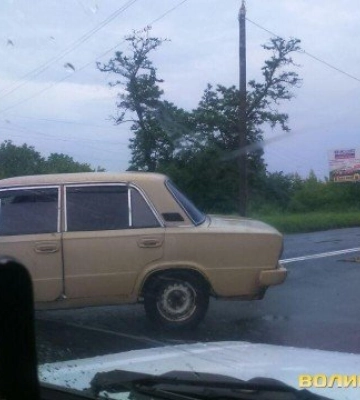 У Луцьку водія «ВАЗа», який п’яним в’їхав в інше авто, на три роки позбавили прав