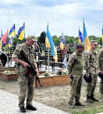 Миргород провів в останню дорогу солдата Назаревича Михайла