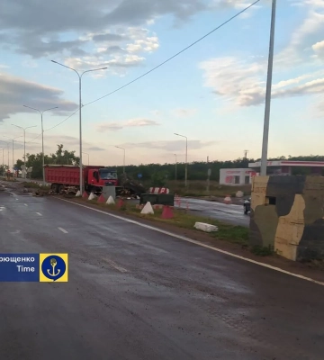 Диверсант въехал в блок-пост в оккупированной Волновахе: есть раненые оккупанты - Андрющенко