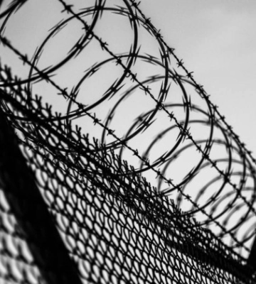 Поставляли наркотики в колонию в Дрогобыче: будут судить организованную группу