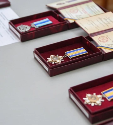 Родинам загиблих військових з Рівненщини вручили президентські нагороди