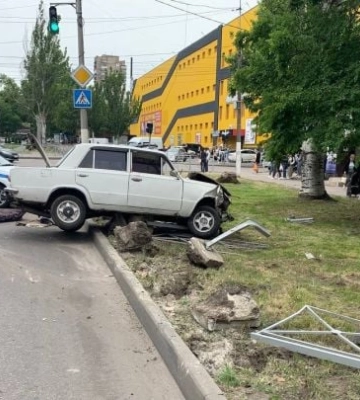 Стало известно состояние пострадавших в серьезном ДТП в центре Мелитополя 
