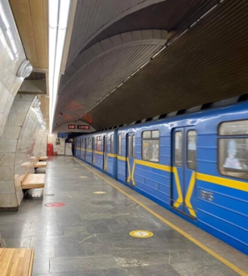 Через дефіцит робітників інтервал руху поїздів столичного метро буде змінено