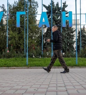 У Луганську російські військові на «Уралі» збили двох підлітків - активісти