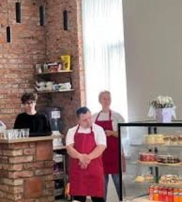 Інклюзивну кав&#039;ярню відкрили в Ужгороді