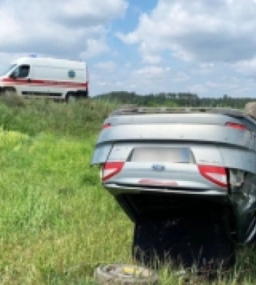 Двоє хлопців у реанімації: в автівці жителя Рівненщини під час руху відірвалось колесо