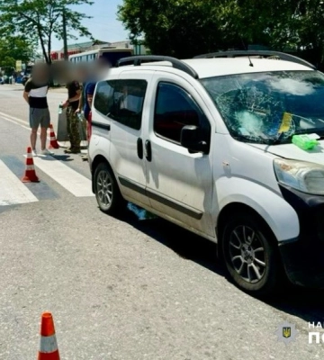 В Одесі автомобіль збив 14-річну дівчину