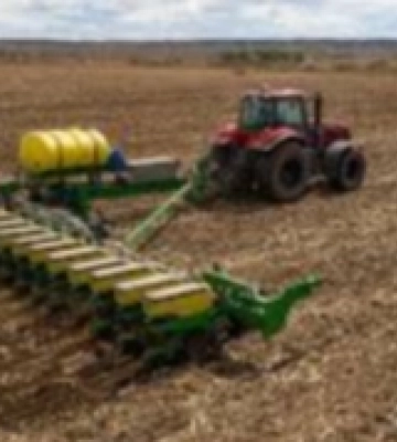 На Херсонщині завершується посівна, засіяли втричі більше полів