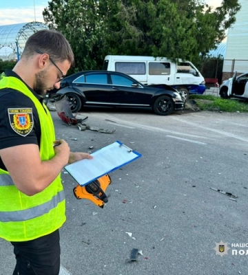 Поліцейські розслідують обставини смертельної ДТП в Одеському районі за участю трьох автівок