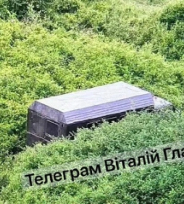На Закарпатті три десятки чоловіків на вантажівці прорвали кордон