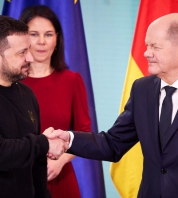 Зеленський прибув до Німеччини для переговорів із Шольцом