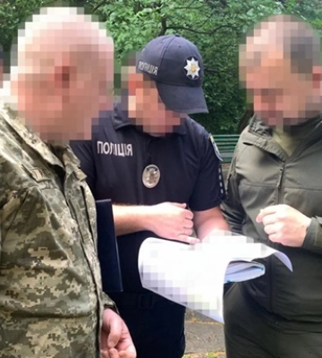 СБУ проводит рейд в правительственном квартале Киева