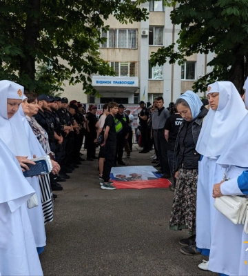 Митрополита від УПЦ знову чекають під судом черкаські активісти (ВІДЕО)