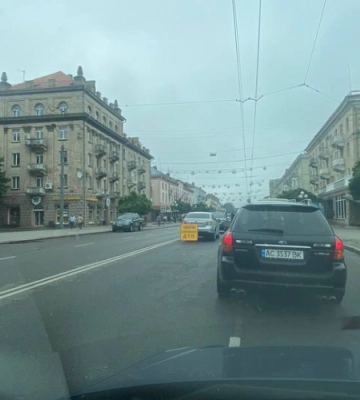 Повідомили, в якому стані госпіталізували велосипедиста, якого у Луцьку збила автівка