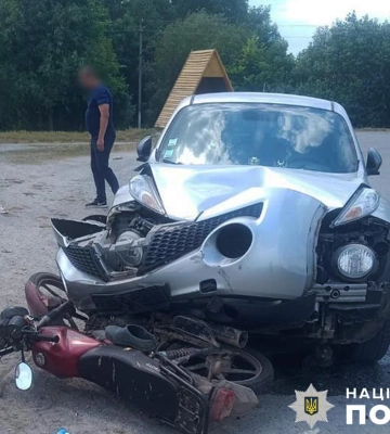 На Звягельщині в ДТП травми отримав мотоцикліст: поліцейські встановлюють обставини