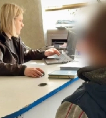Житель Татарбунар вдарив літню жінку каменем по голові та вкрав її телефон